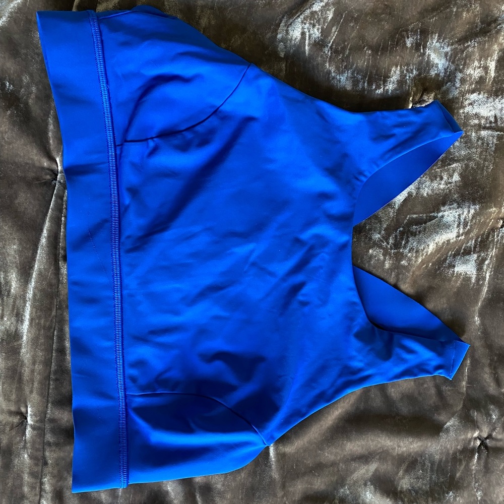 Lululemon Sport bra